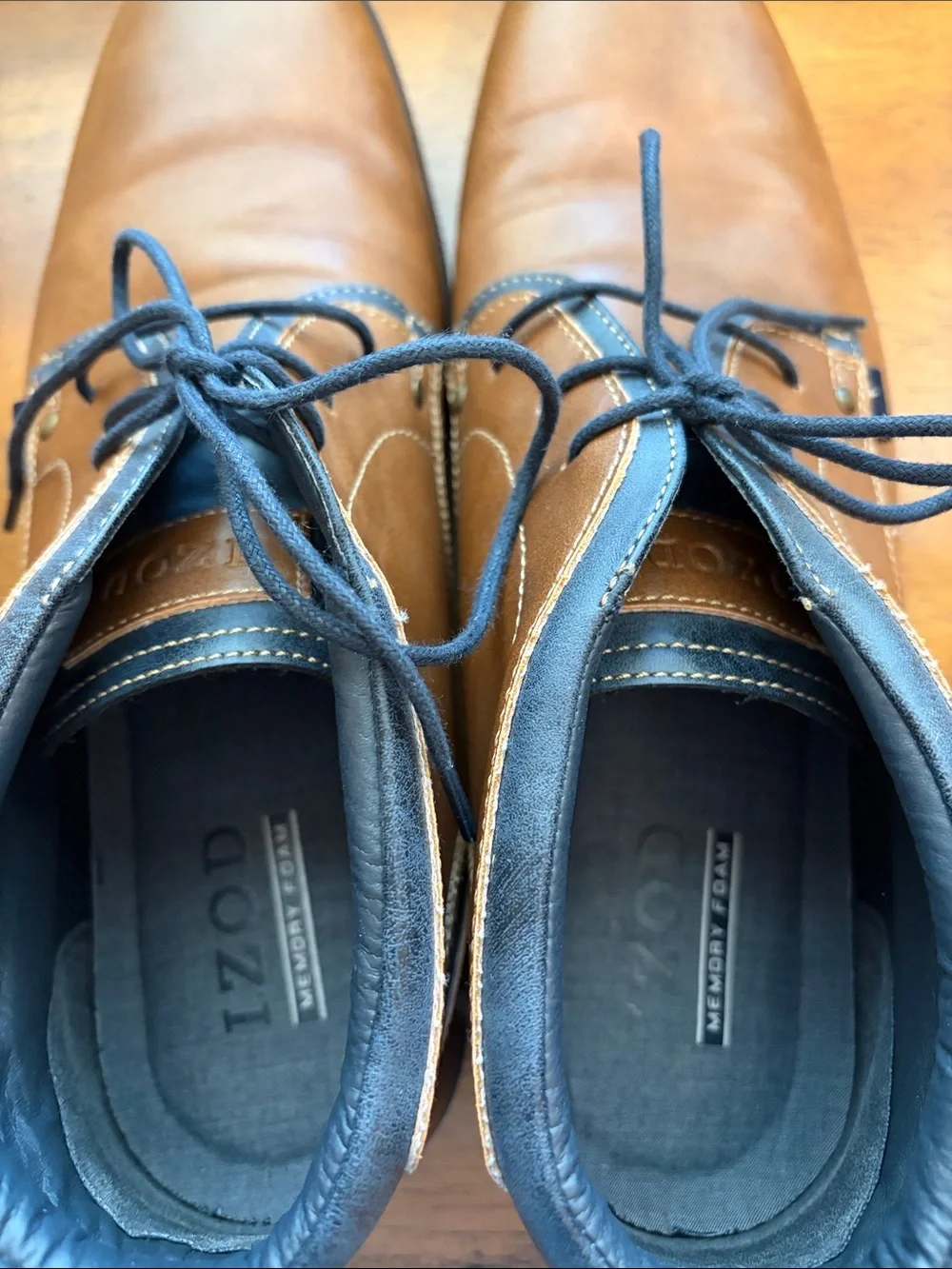 Izod Men's Brown Chukka Boots with Blue Trim